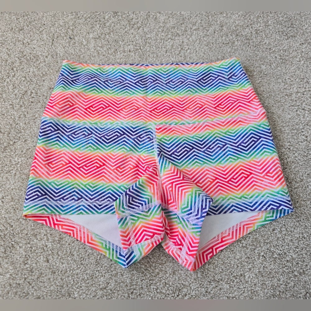 NWT Peachy Athletic Love Is Love Extra Peachy Athletic Shorts Sz Medium